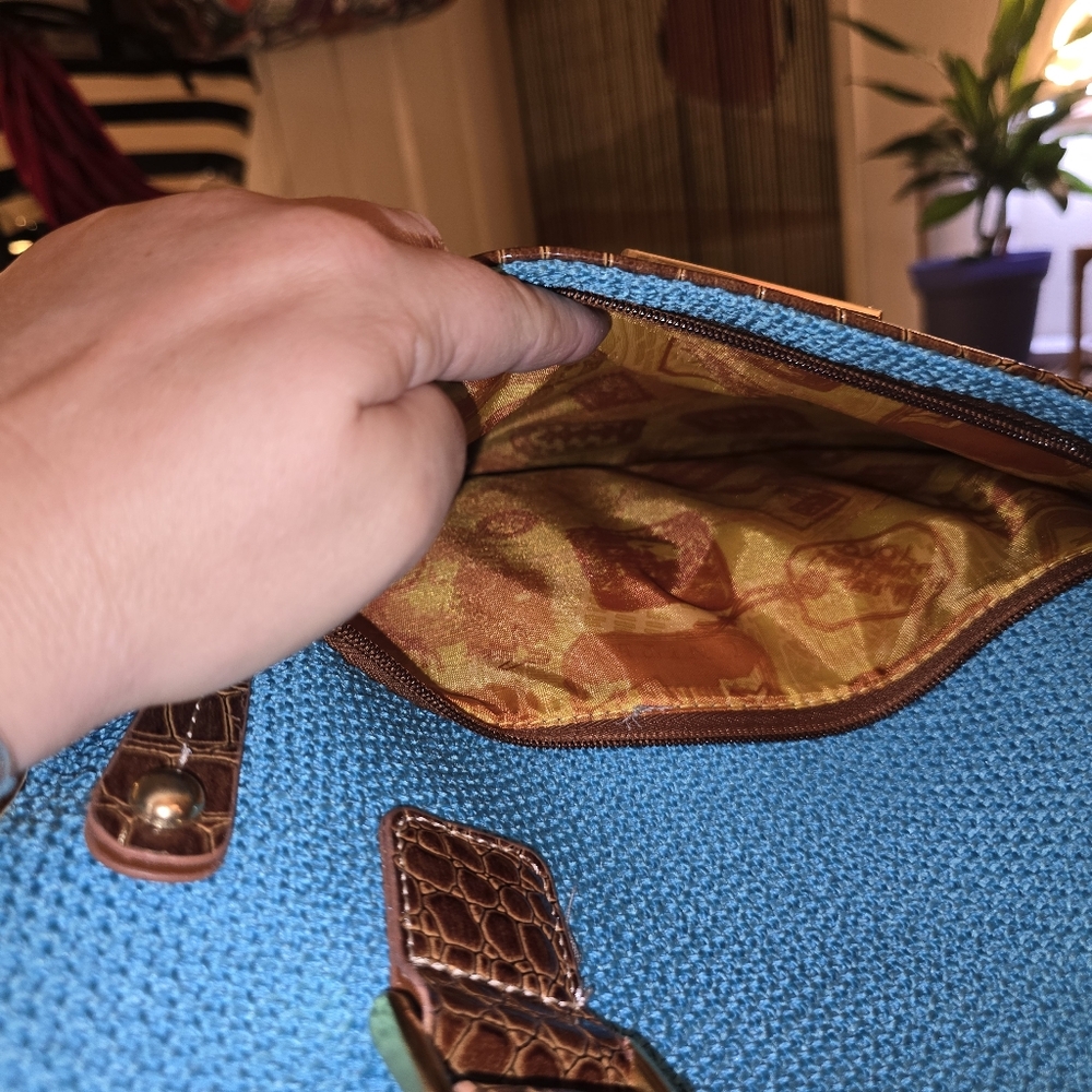 💙 Samantha Brown Stylish Blue and Brown Women's Bag Large - Picture 9 of 14